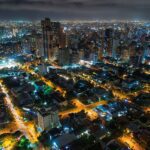 Vista nocturna de la ciudad de Barranquilla